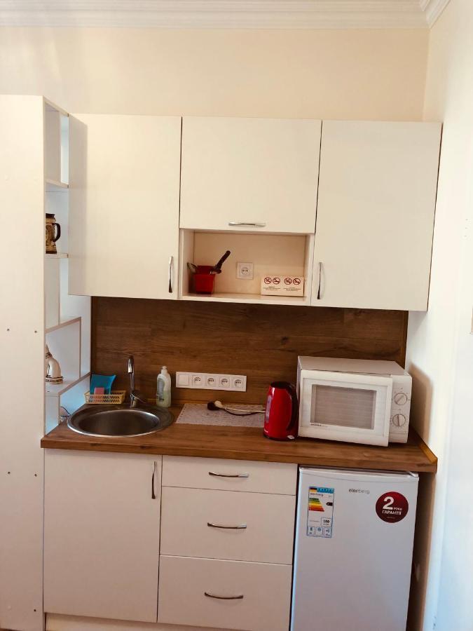 Gallery Apartment Lviv Bagian luar foto